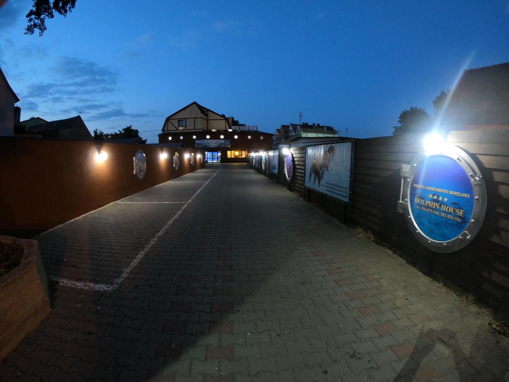 Bed and Breakfast Dolphin House Leba Exterior foto