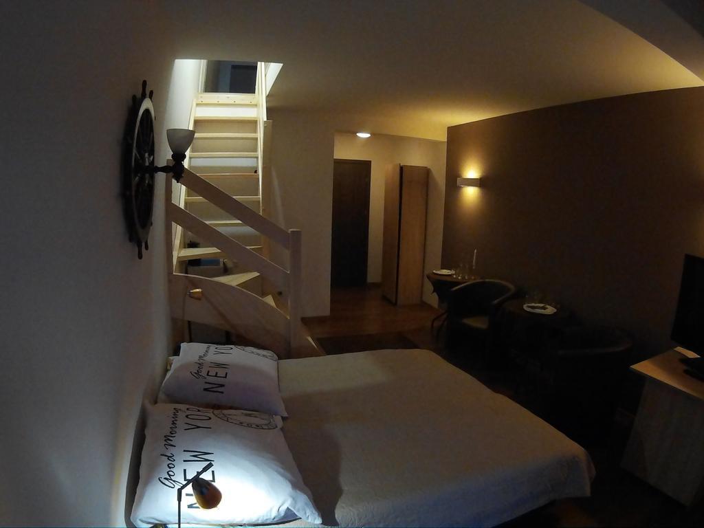 Bed and Breakfast Dolphin House Leba Exterior foto